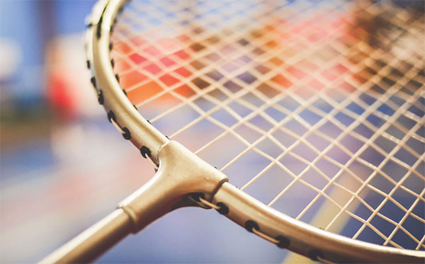 原來這樣就能保養(yǎng)好羽毛球拍了