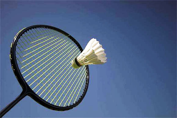 初學者必備！羽毛球線拉線磅數多少合適（下）