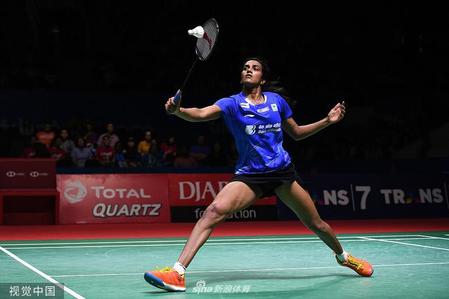 羽毛球比賽中什么時(shí)候可以重發(fā)球？