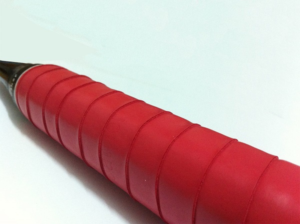 纏繞吸汗帶對(duì)打羽毛球的作用明顯嗎?